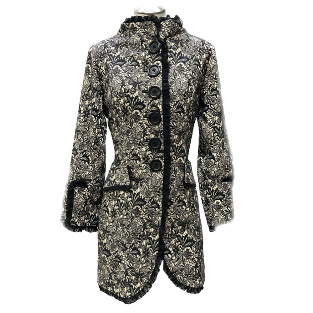 NEW AN REN button down coat in black/white